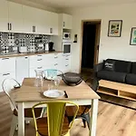 Hyper Centre - Draps Inclus - Fibre - Parking - Local Velos - Jusqu'a 6 Personnes Appartement *