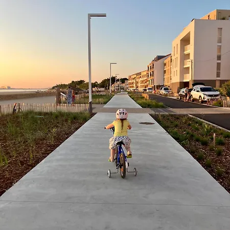 - St Brevin Les Pins - Hyper Centre - Fibre - Parking - Jusqu'a 6 Personnes 아파트 Saint-Brevin-les-Pins