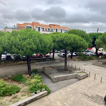 - St Brevin Les Pins - Hyper Centre - Fibre - Parking - Jusqu'a 6 Personnes Διαμέρισμα