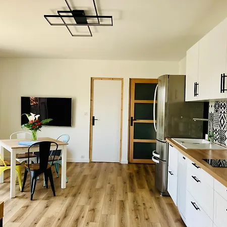 Hyper Centre - Draps Inclus - Fibre - Parking - Local Velos - Jusqu'a 6 Personnes