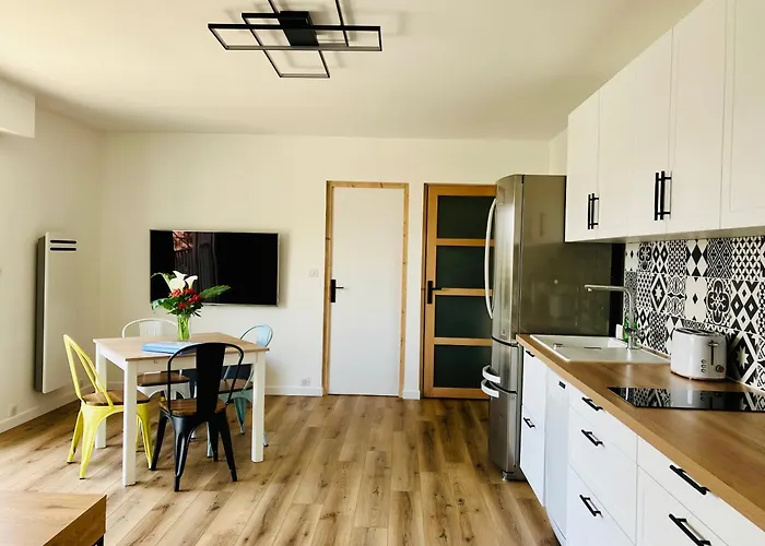 Hyper Centre - Draps Inclus - Fibre - Parking - Local Velos - Jusqu'a 6 Personnes