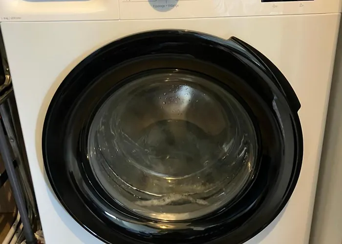 Daire Hyper Centre - Draps Inclus - Fibre - Parking - Local Velos - Jusqu'a 6 Personnes *