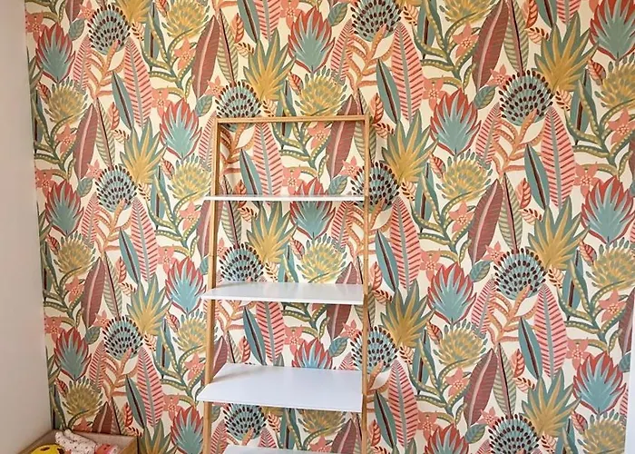 شقة Hyper Centre - Draps Inclus - Fibre - Parking - Local Velos - Jusqu'a 6 Personnes *